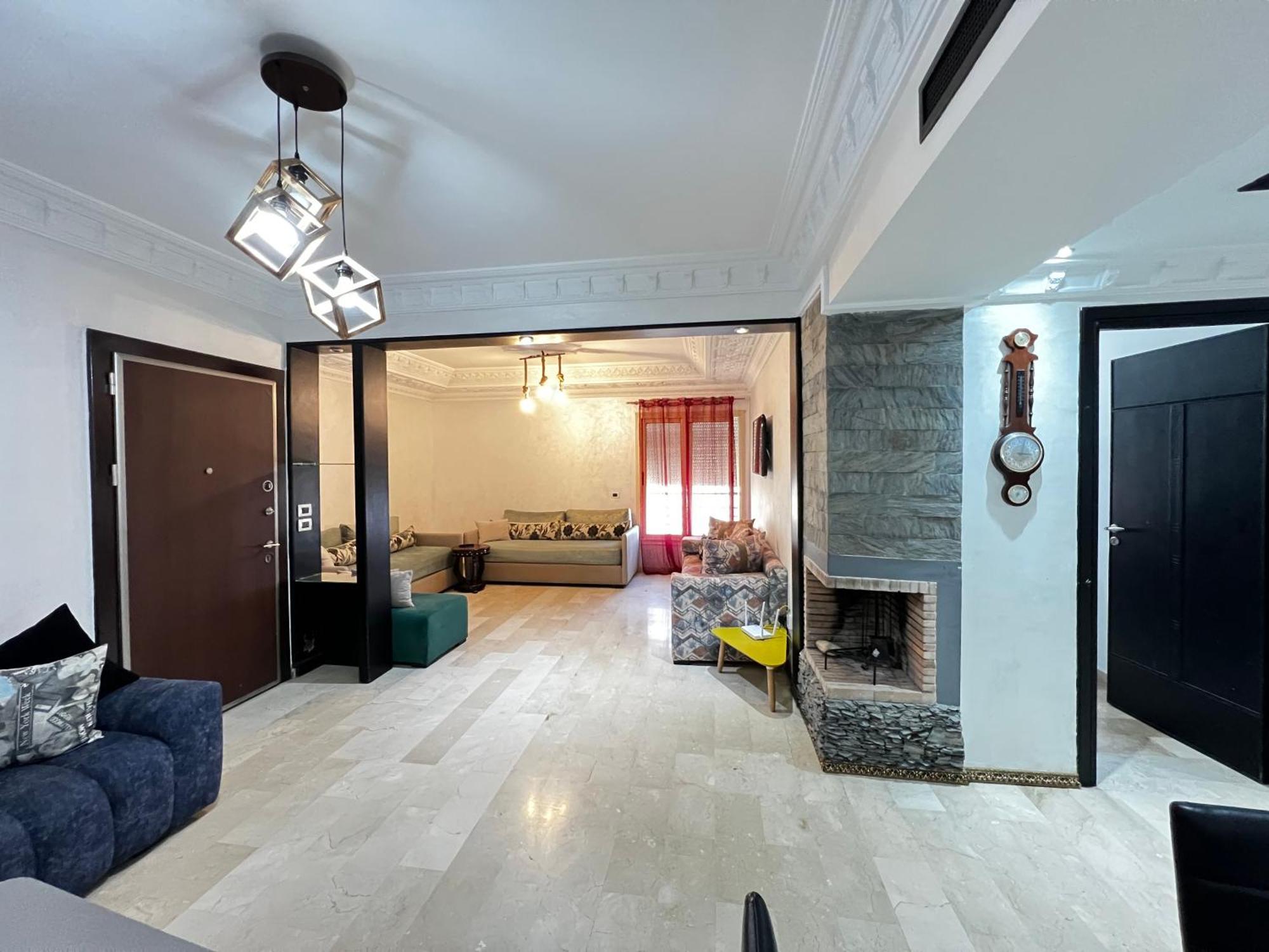 Yanis Book Apartamento *